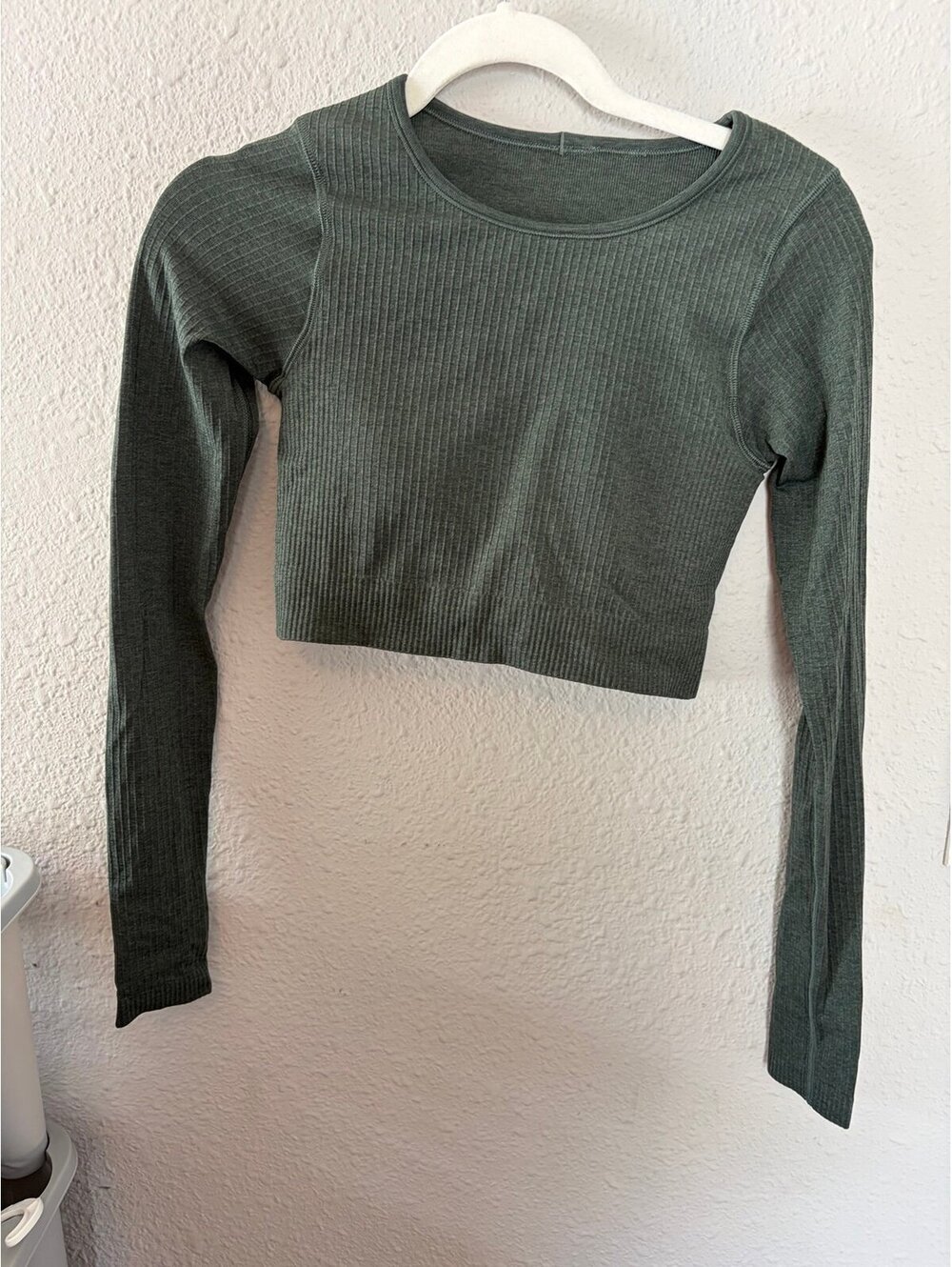 Lululemon Ebb To Street Long Sleeve Cropped Smoked Spruce size 4. $88 retail. Li
